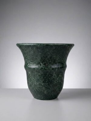 مزهرية خضراء  Milano خزفية بتصميم مموج ارتفاع  30 سم